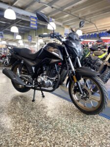 RK200 Negra en Buen estado